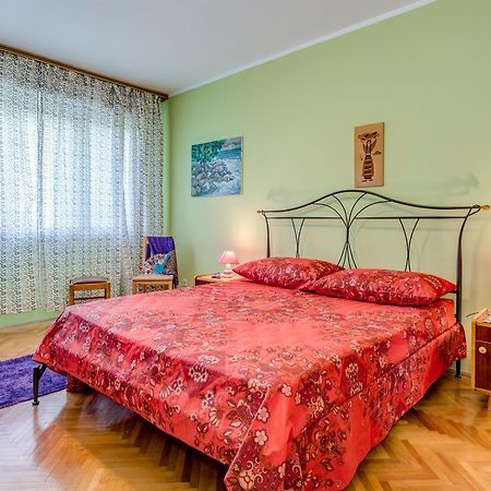 A Quiet Apartment With Balcony In Split Exterior foto